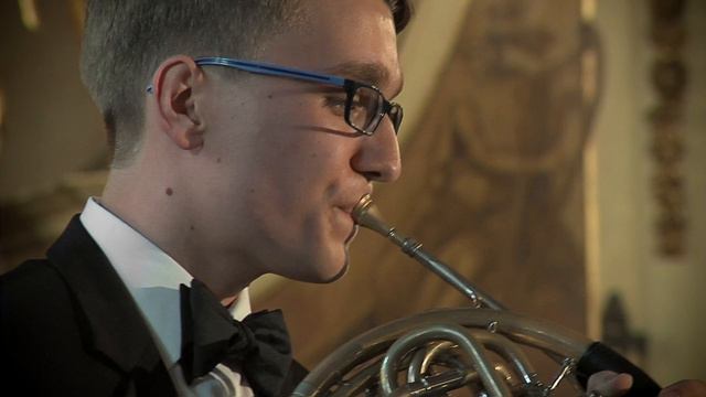 Paul Dukas - Villanelle for horn and orchestra смотреть онлайн
