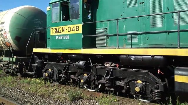 ТЭМ2М - 048 и ТЭМ2У - 8455 Маневры. смотреть онлайн