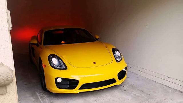 2016 Porsche Cayman S cold start exhaust note смотреть онлайн