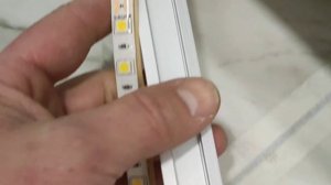 Установка светодиодной подсветки в экран ванны. Профиль, светодиодная лента, монтаж.
