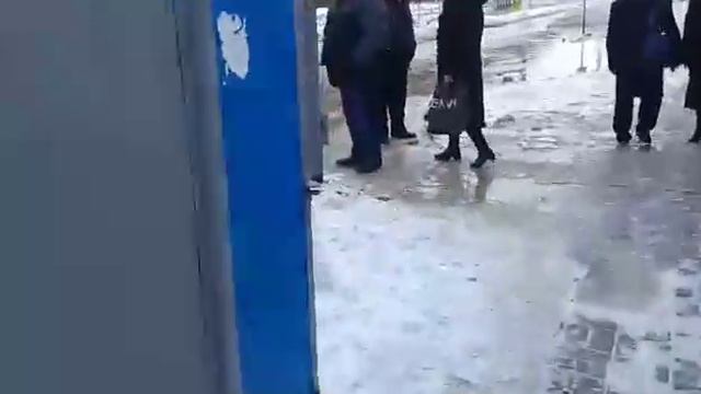 Винница, прорвало трубу смотреть онлайн
