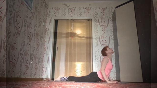 Приветствие луне ЧАНДРА НАМАСКАР короткий комплекс смотреть онлайн