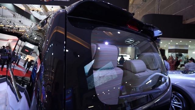 Hyundai H-1 | First Impression | OTO.com смотреть онлайн