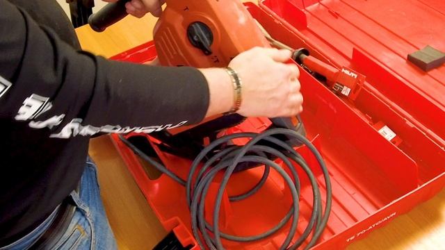 322.Перфоратор.Hilti TE 70 - ATC/AVR. смотреть онлайн