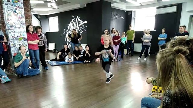 Танцуй пока молодой 2018. Томск. Hip hop Kids. Финал. смотреть онлайн