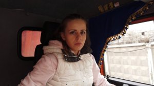 И снова проблемы на погрузке бетоном. Реакция на девушку за рулем