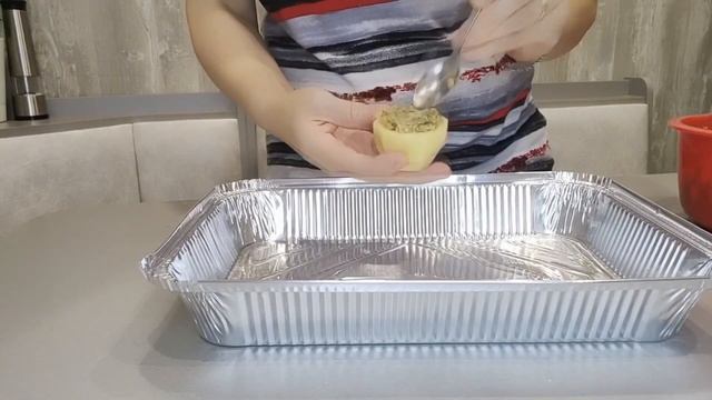 Ну очень простое и вкусное блюдо! Запеченная фаршированная картошка с мясом в духовке! смотреть онлайн
