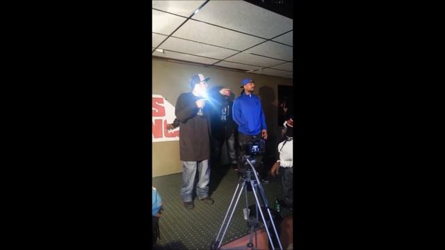 Fred Mance Vs Killa Kel 3rd Round (Cell Footage) RBC смотреть онлайн