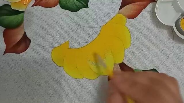 Rosas Com Maçãs Pintura em Tecido Parte 1 - AULA 403 BRUNO SILVA смотреть онлайн