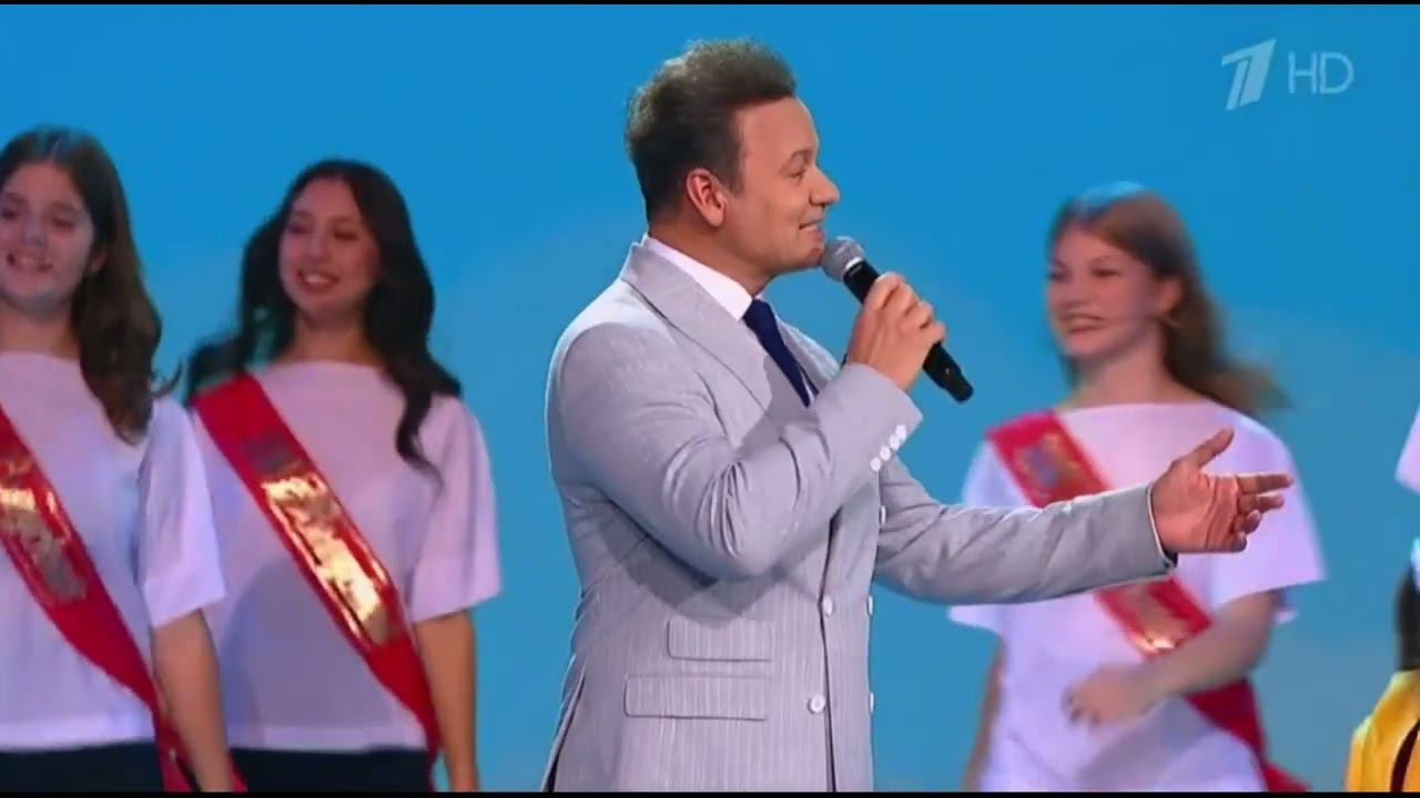 Александр Олешко и Домисолька - Когда уйдем со школьного двора смотреть онлайн