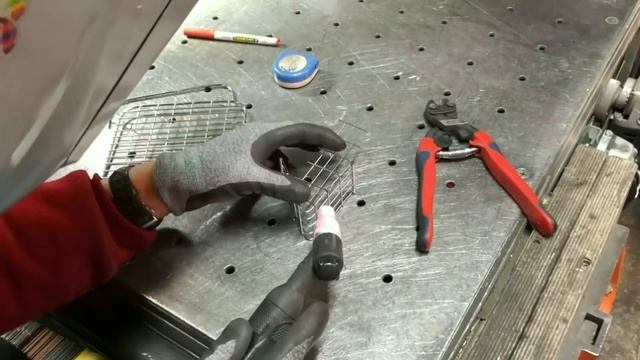 솔캠용 미니 펠렛 오븐 로켓스토브 만들기/화목난로/Making a mini pellet oven stove for solo camping смотреть онлайн