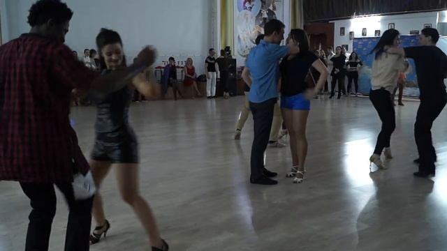 Zouk'n'Bachata 2017 - BACHATA Couples Intermediate Отбор 1 смотреть онлайн