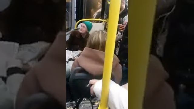 Бабка совсем поехала. смотреть онлайн