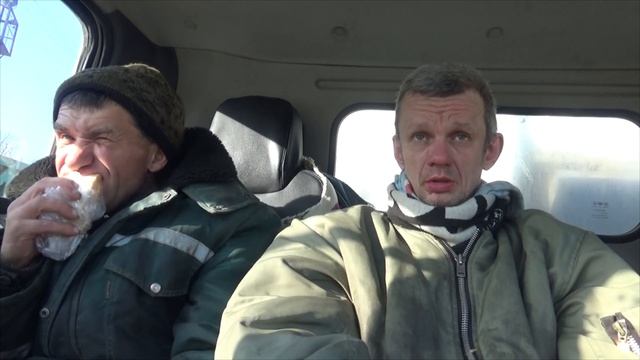 мукбанг обжор с мусорщиком борщ гречка с катлетой печеночной