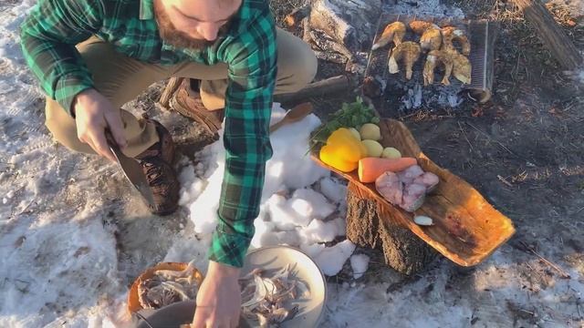 Уха СТЕЙК С ТОЛСТОЛОБИКА НА КОСТРЕ soup with fish and steaks on the fire смотреть онлайн