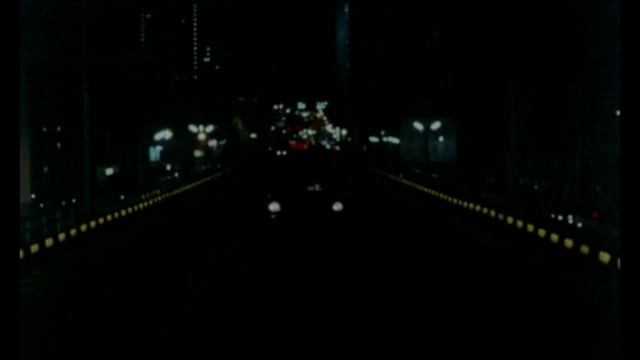 Toute une nuit [A Whole Night] (1982) by Chantal Akerman, Clip: Two women in a car - late at night смотреть онлайн
