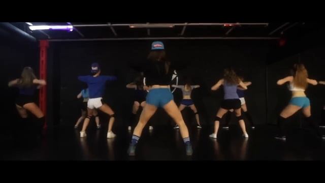 Катя Шошина/MDCNRG смотреть онлайн