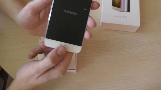 Распаковка Xiaomi Mi5 3/64 за 240 $ смотреть онлайн
