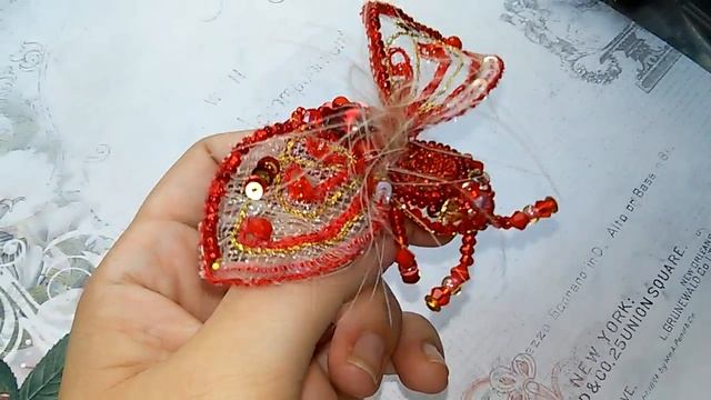 Брошь жук красного цвета. смотреть онлайн