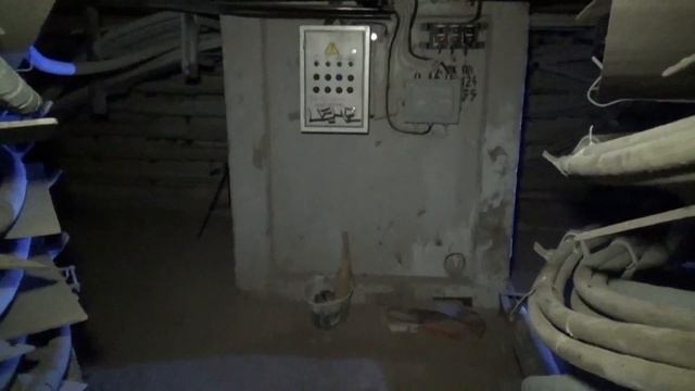 Подземная Москва | С диггерами UnderWorld по кабельному коллектору смотреть онлайн