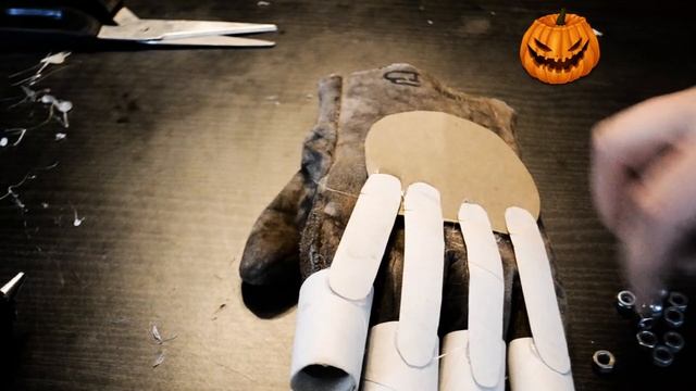 Костюм на HALLOWEEN своими руками (перчатка фреди) смотреть онлайн