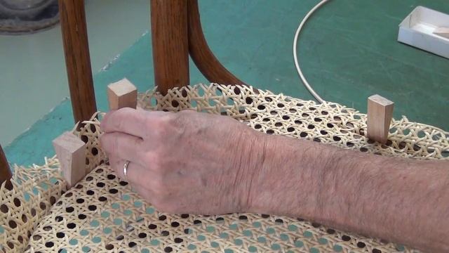 How to Replace Pre-woven Chair Caning смотреть онлайн