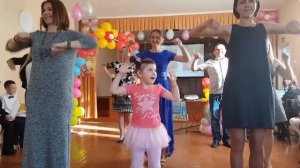 От родителей для выпускников 4 класса гимназии ФЛЕШМОБ ♡