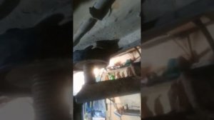 Как поднять гнилую машину на подъёмнике или на домкрате