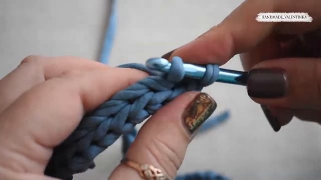 Ремешок для сумок и рюкзаков. Из трикотажной пряжи | Knitted crochet bag handle | Crochet cord смотреть онлайн