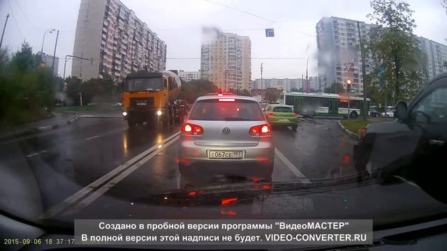 автобус и матиз не поделили дорогу