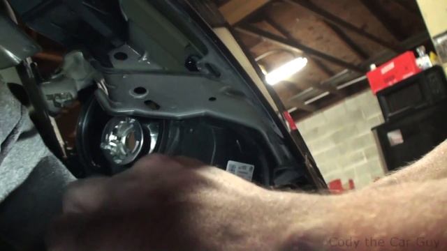 2013 Cadillac ATS headlight replacement смотреть онлайн