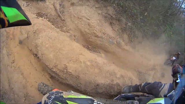 Cava Trilha #36 - Hard enduro? Trilha da Torre - Ubá - MG смотреть онлайн