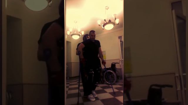 Раз шажок и два шажок... вот и ходит наш дружок🏆💪🙌🔥🧑🏻🦽шейник С6-С7 смотреть онлайн