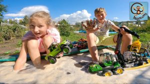 Экскаватор, погрузчик, лесовоз, грузовичок и другие машинки и игрушки в песке. Манкиту