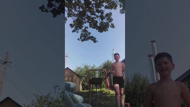 первая игра. Водяной челендж. часть 2 смотреть онлайн