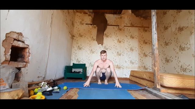 Отжимания в стойке на руках... Как освоить? смотреть онлайн