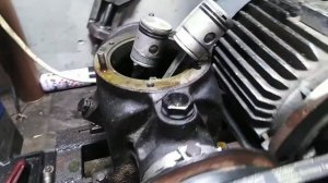 Компрессор фак 1.5. Гонит масло. Он непобедим. Что делать