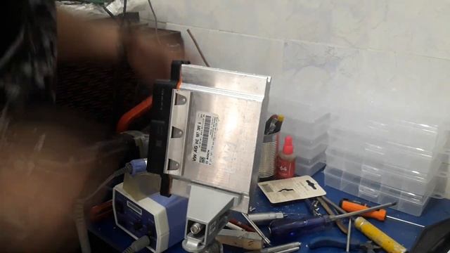 Med17 5 21 PCB Remove. вытаскиваем плату из корпуса.