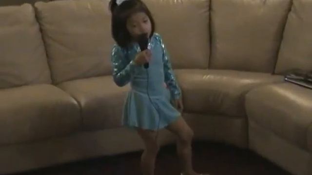 Faith Sings ABBA Mama Mia смотреть онлайн