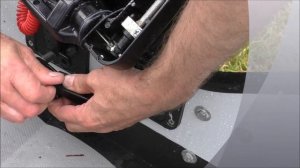 Страховка лодочного мотора. Очень просто.