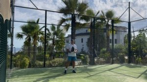 Падел для начинающих. Удар "Глобо"