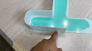 СУПЕР-яркая буква из акрила! Наружная реклама своими руками. Световая вывеска изготовление.