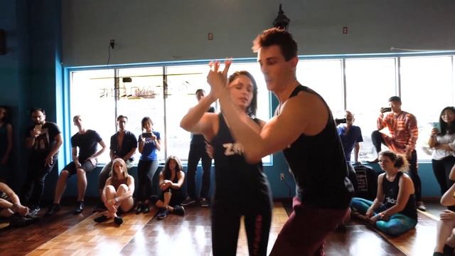 Rick Torri + Larissa Secco - Zouk NWZF смотреть онлайн