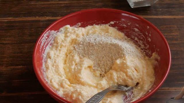 Быстрый завтрак. Рецепт ленивых вареников из творога с манкой без пшеничной муки. смотреть онлайн