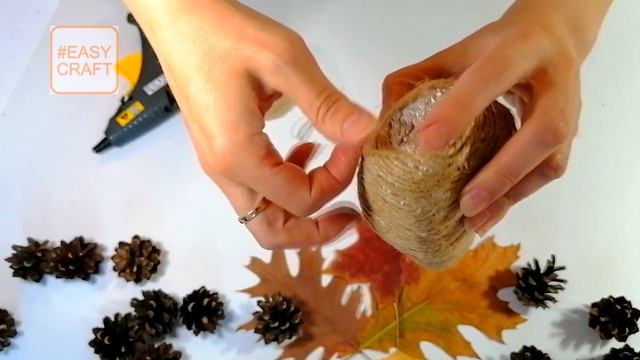 Поделка Ёжик из шишек Осенние поделки из природного материала своими руками DIY смотреть онлайн