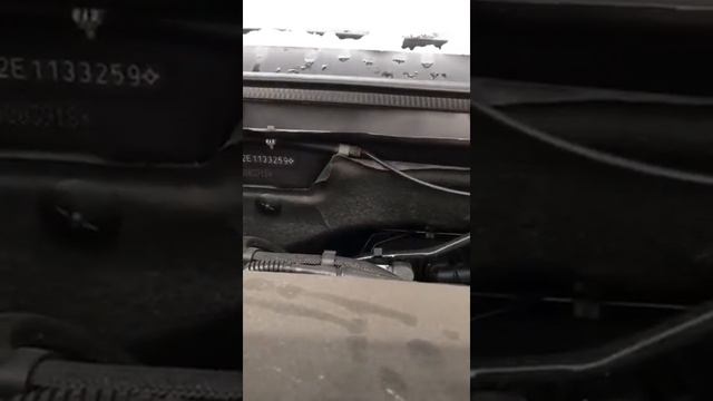 Посторонний звук при работе мотора Opel Insignia 20NHT LTG смотреть онлайн