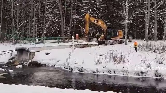 Латвия «сжигает» мосты. Если у Польши хотя бы на забор денег хватило смотреть онлайн