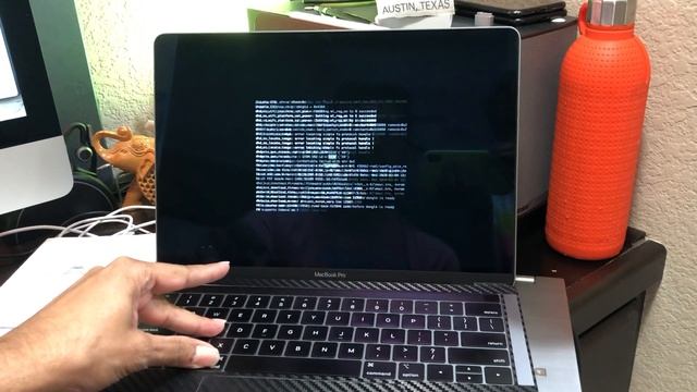 CMD+S not working in 2019 MacBook Pro with T2 смотреть онлайн