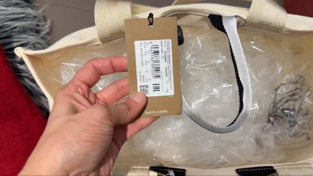 Сумки Hugo Boss |Шоппинг в Праге|Цены|Влог Клокнер Карина смотреть онлайн