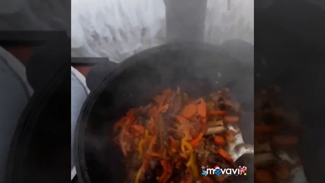Ковурма или жаренная шурпа в казане. Kovurma or fried shurpa in a cauldron